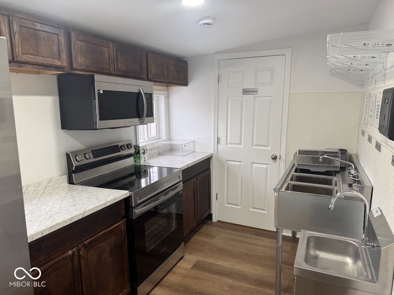 7601 Michigan Road Indianapolis, IN 46268 - Photo 12 of 12 Gallery Image 12