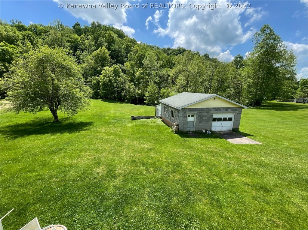 1621 Grapevine Road Charleston, WV 25320 - Photo 26 of 29 Gallery Image 26