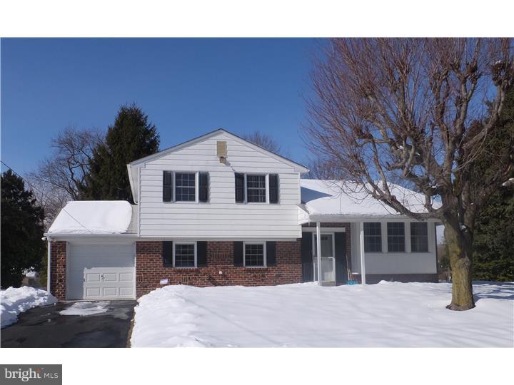 914 Davisville Road Warminster, PA 18974 - Photo 1 of 25 Exterior Front