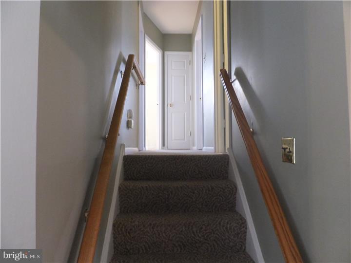 914 Davisville Road Warminster, PA 18974 - Photo 14 of 25 Hallway