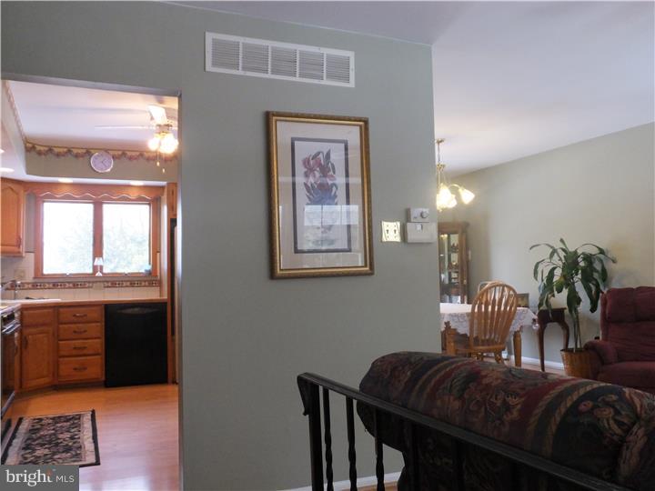 914 Davisville Road Warminster, PA 18974 - Photo 3 of 25 View