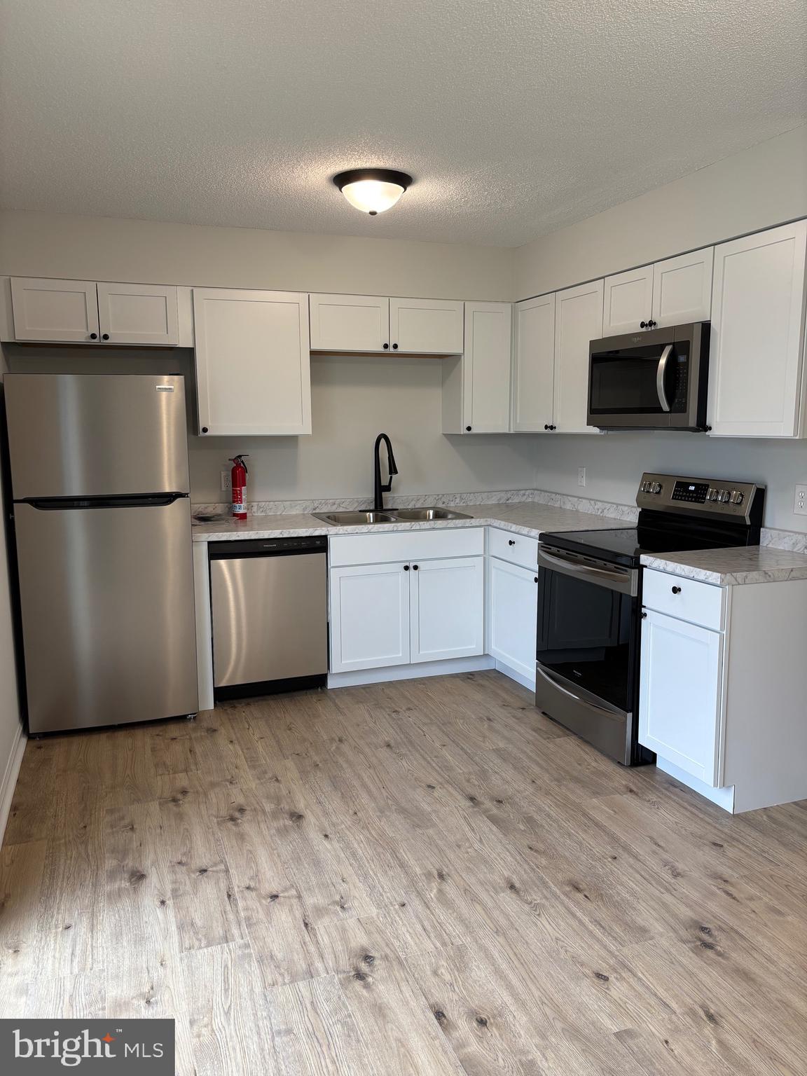 203 Greenhill Court Ranson, WV 25438 - Photo 2 of 10