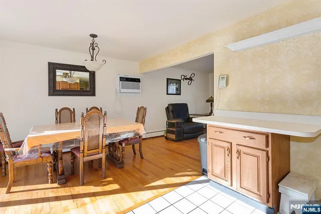 $475,000 | 340 Kipp Avenue, Elmwood Park, NJ 07407