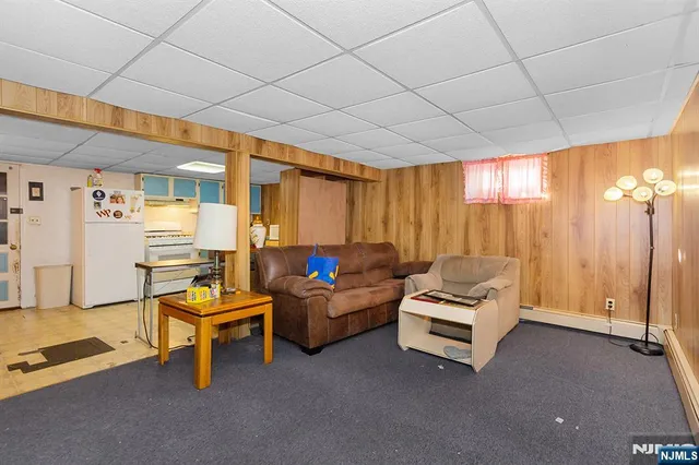 $475,000 | 340 Kipp Avenue, Elmwood Park, NJ 07407