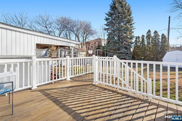 $475,000 | 340 Kipp Avenue, Elmwood Park, NJ 07407