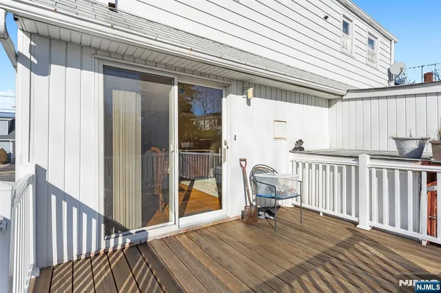 $475,000 | 340 Kipp Avenue, Elmwood Park, NJ 07407