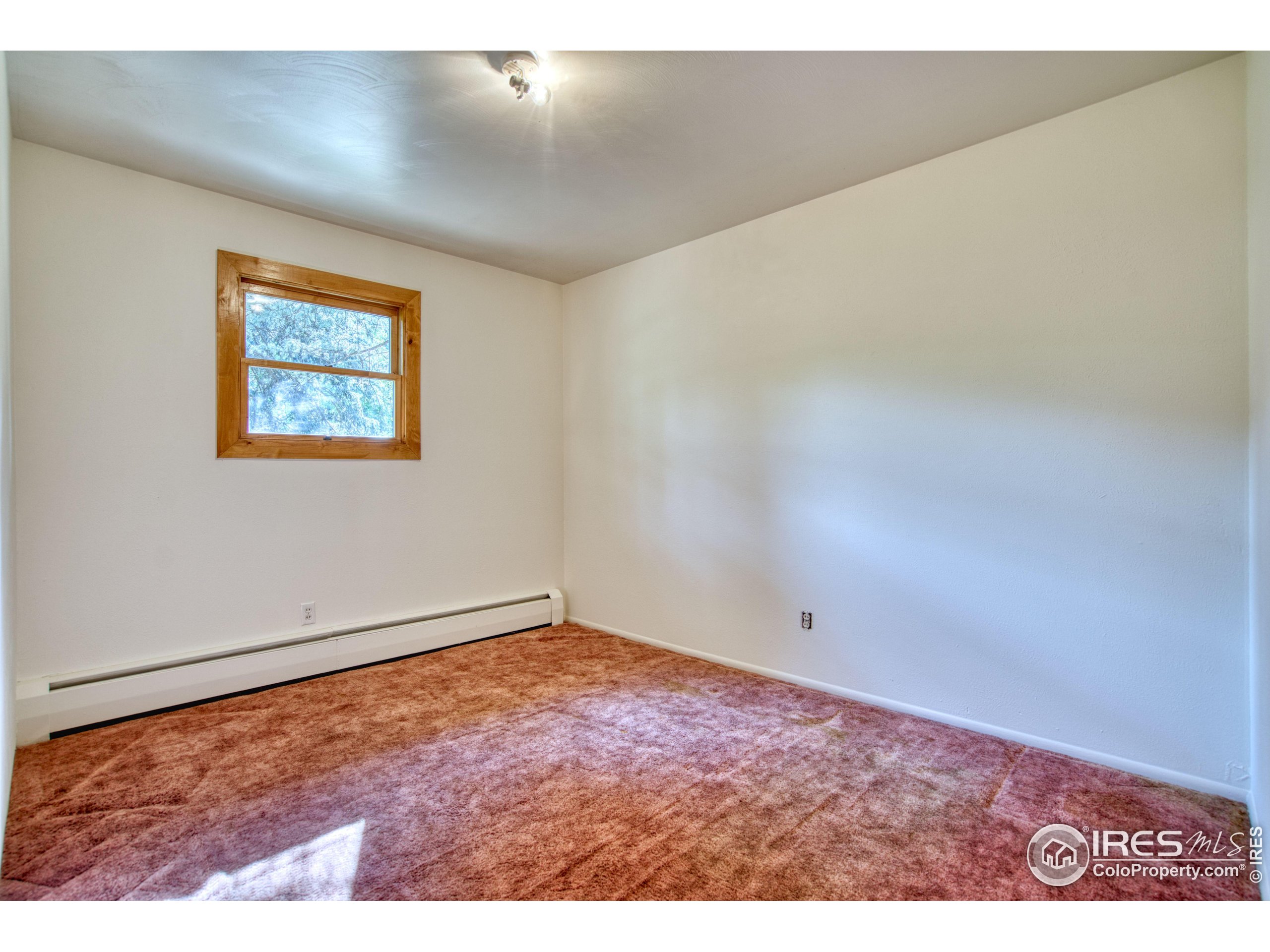5511 Pioneer Road Boulder, CO 80301 - Photo 18 of 28 a view of an empty room