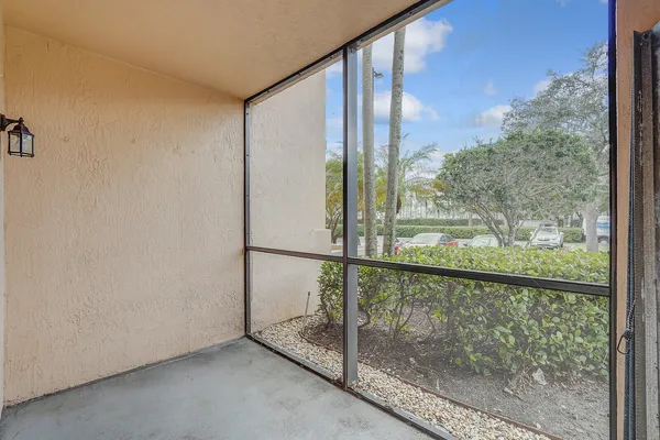 $2,600 | 2916 Tuscany Court, Unit 109, Palm Beach Gardens, FL 33410