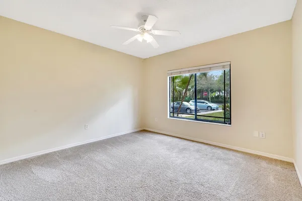 $2,600 | 2916 Tuscany Court, Unit 109, Palm Beach Gardens, FL 33410