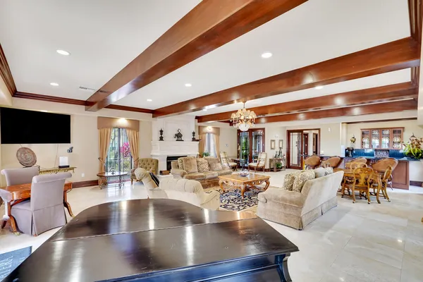 $2,600 | 2916 Tuscany Court, Unit 109, Palm Beach Gardens, FL 33410