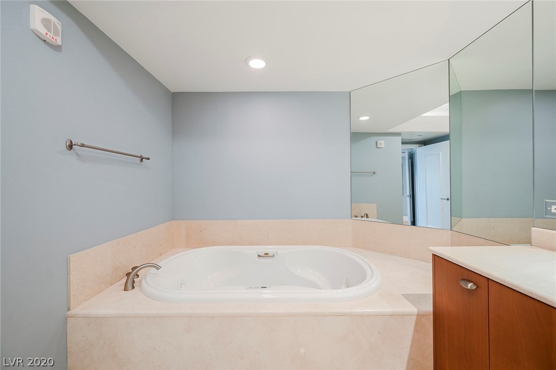 2777 Paradise Road, Unit 1706 Las Vegas, NV 89109 - Photo 36 of 46
