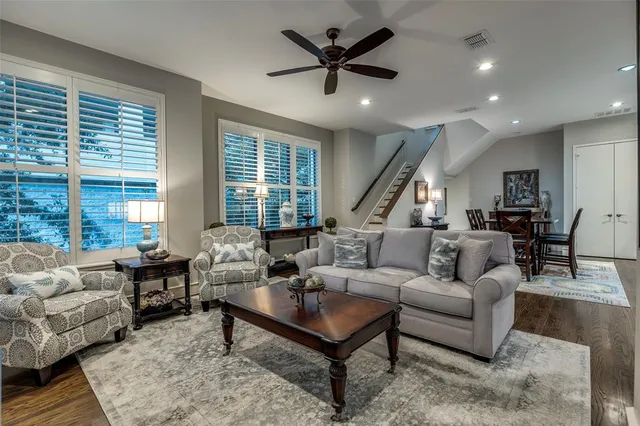 $729,000 | 2111 Albany Street, Dallas, TX 75201