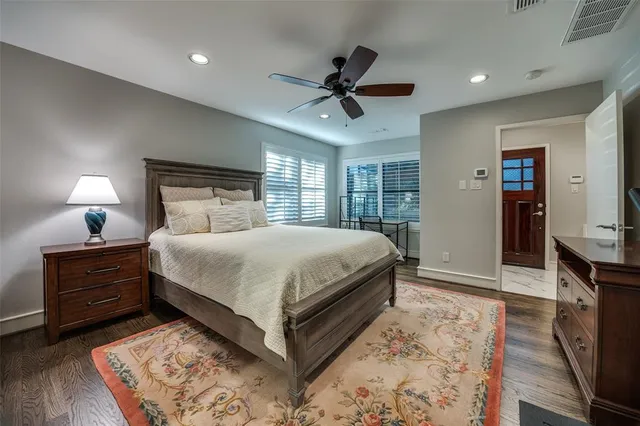 $729,000 | 2111 Albany Street, Dallas, TX 75201