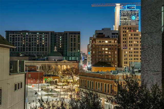 $729,000 | 2111 Albany Street, Dallas, TX 75201