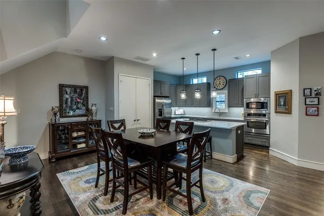 $729,000 | 2111 Albany Street, Dallas, TX 75201