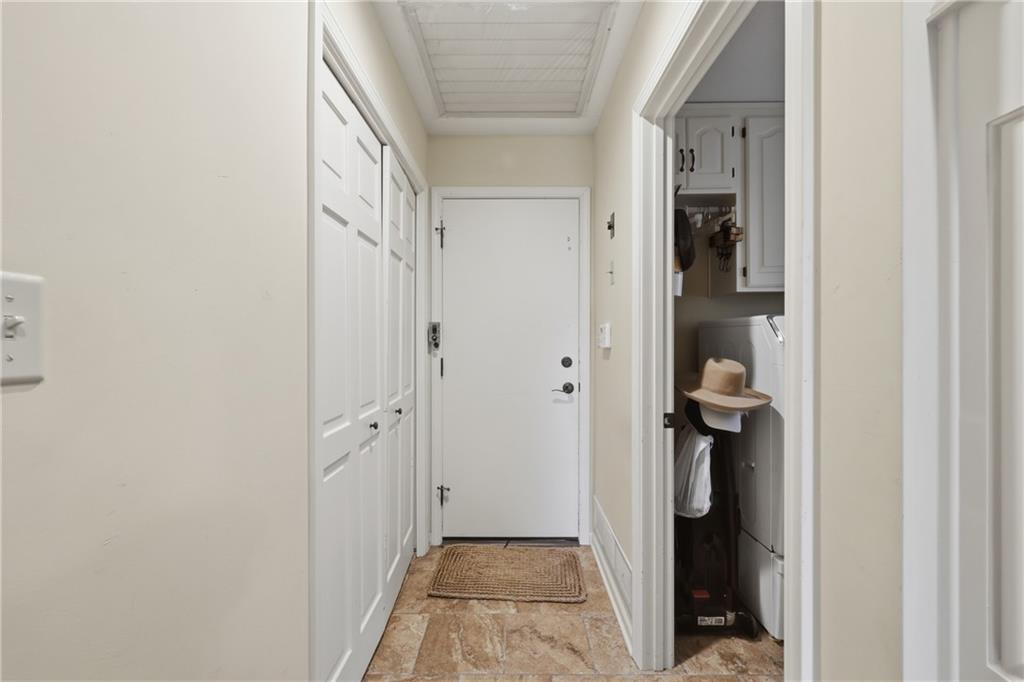 7861 West 118th Terrace Overland Park, KS 66210 - Photo 13 of 37