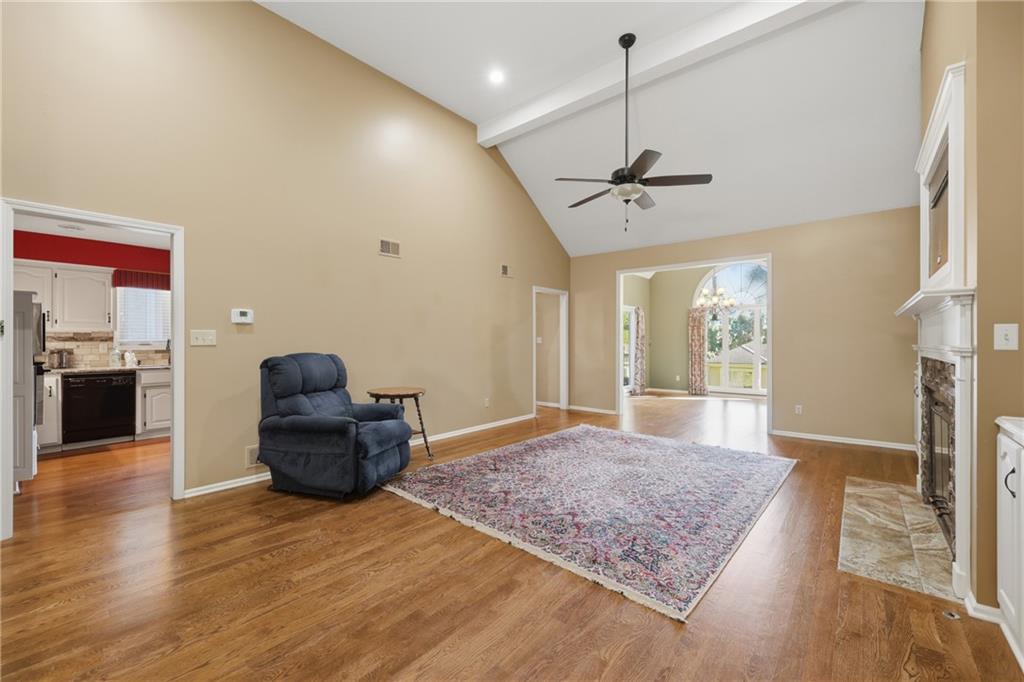 7861 West 118th Terrace Overland Park, KS 66210 - Photo 2 of 37