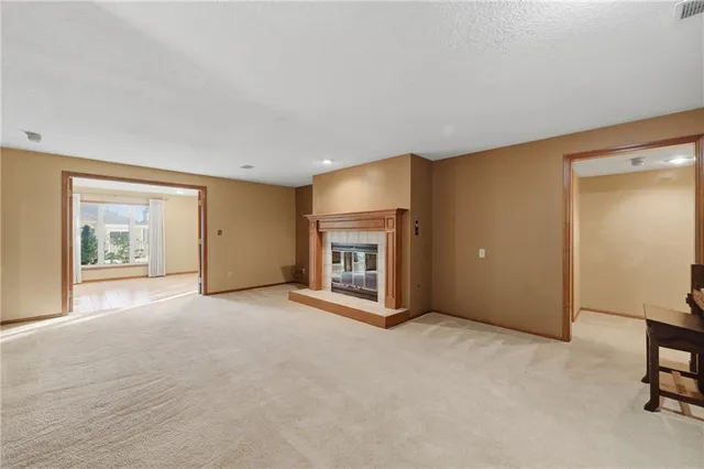 $493,000 | 7861 West 118th Terrace, Overland Park, KS 66210