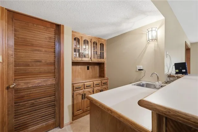 $493,000 | 7861 West 118th Terrace, Overland Park, KS 66210