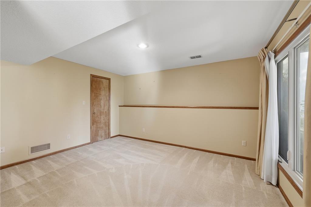 7861 West 118th Terrace Overland Park, KS 66210 - Photo 25 of 37