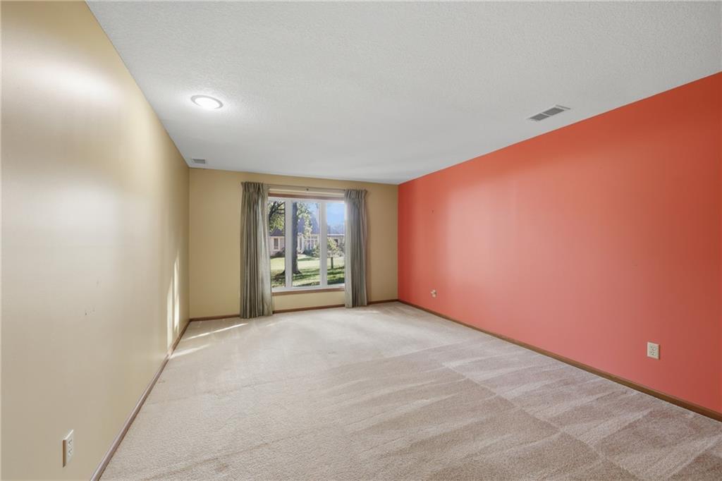 7861 West 118th Terrace Overland Park, KS 66210 - Photo 29 of 37