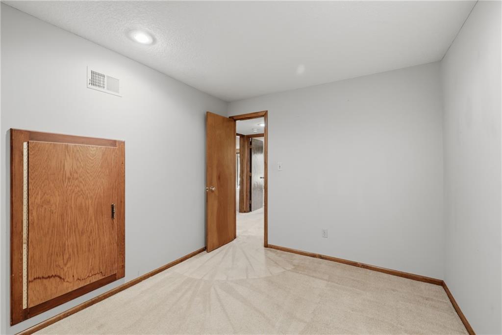 7861 West 118th Terrace Overland Park, KS 66210 - Photo 32 of 37