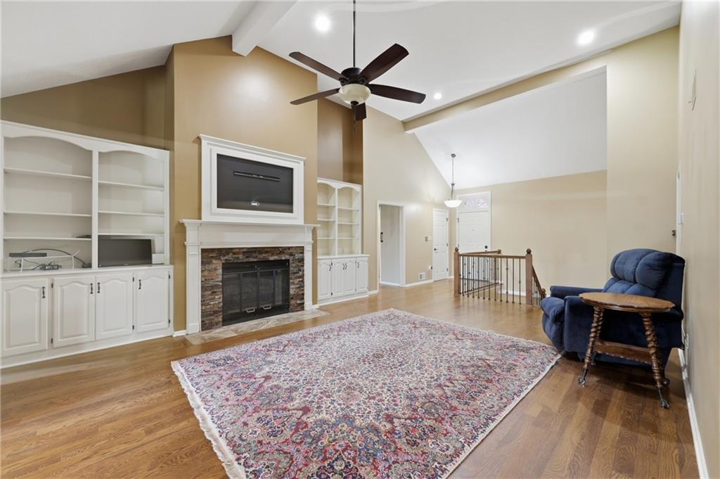 7861 West 118th Terrace Overland Park, KS 66210 - Photo 5 of 37