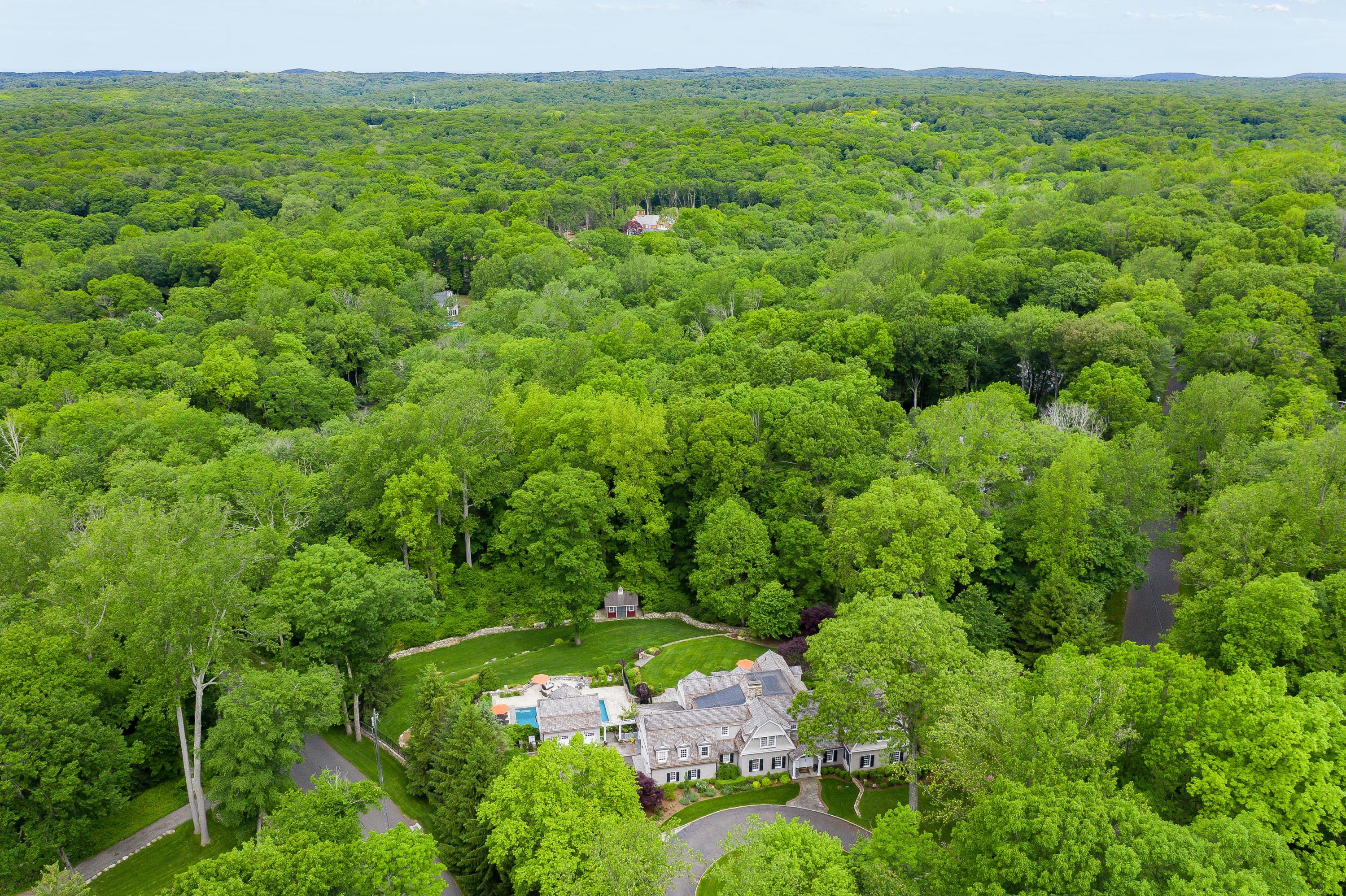 281 Turtle Back Road New Canaan, CT 06840 - Photo 39 of 39 High Up