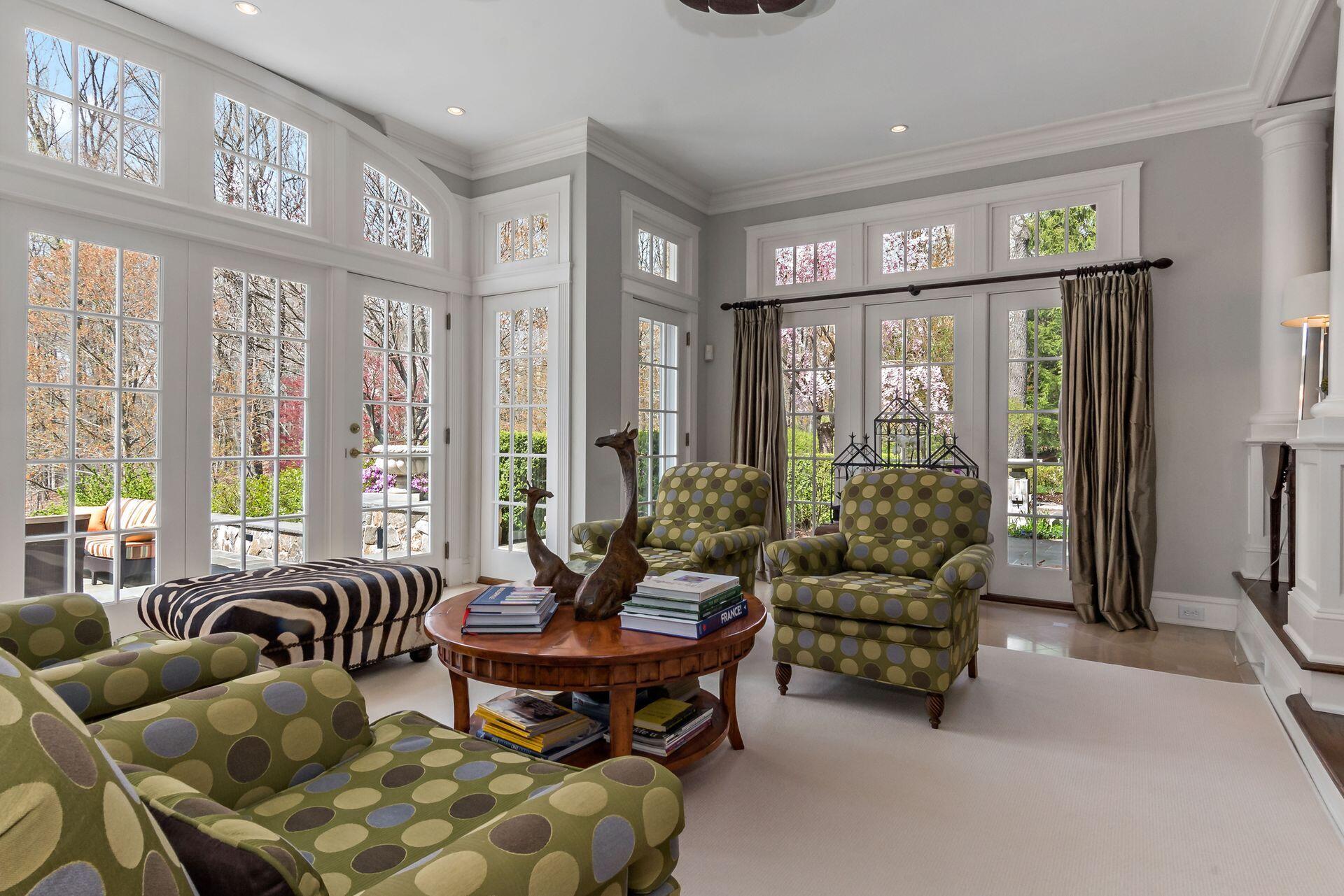 281 Turtle Back Road New Canaan, CT 06840 - Photo 7 of 39 Family Rm 2