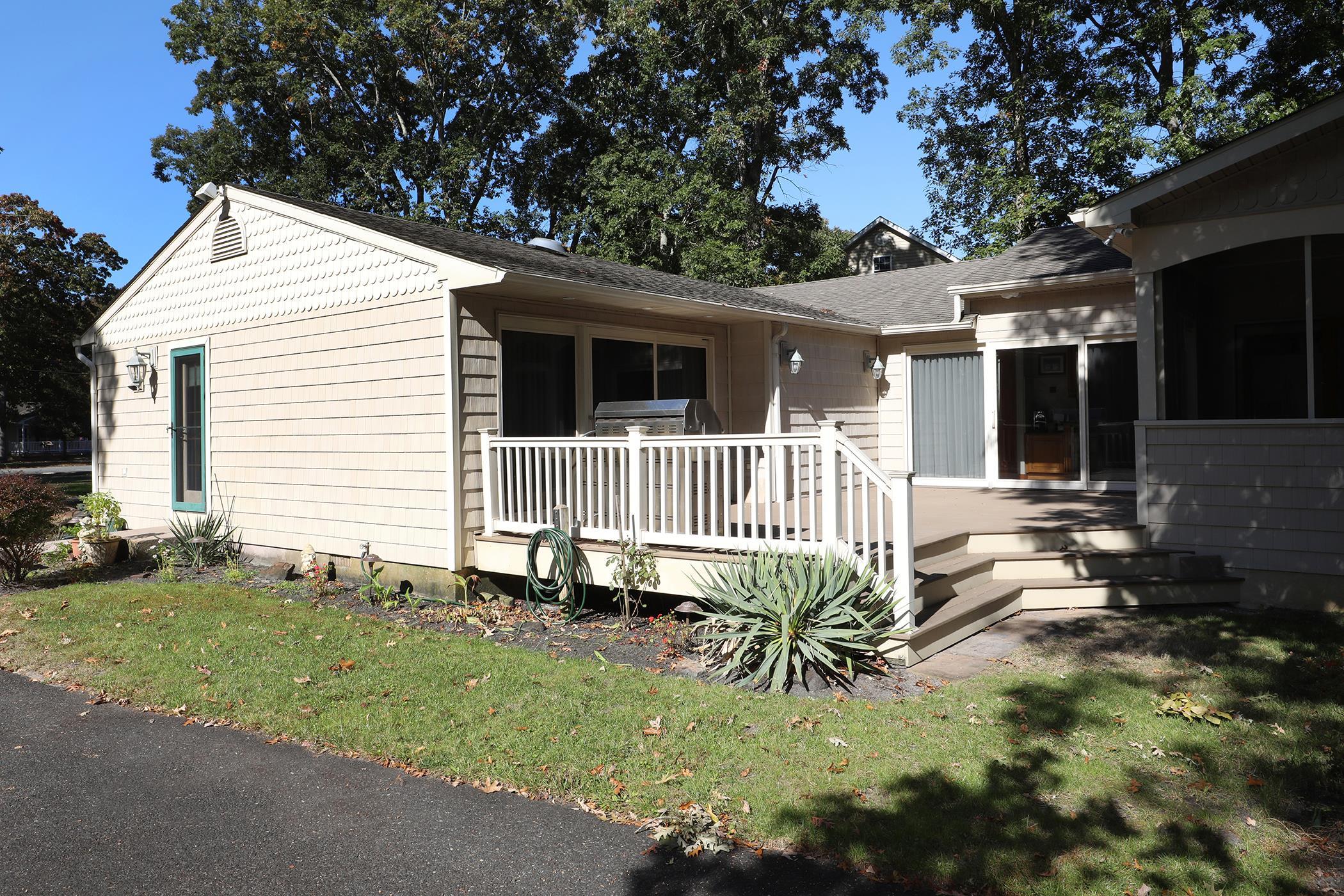 617 Shunpike Road Erma, NJ 08204 - Photo 4 of 49