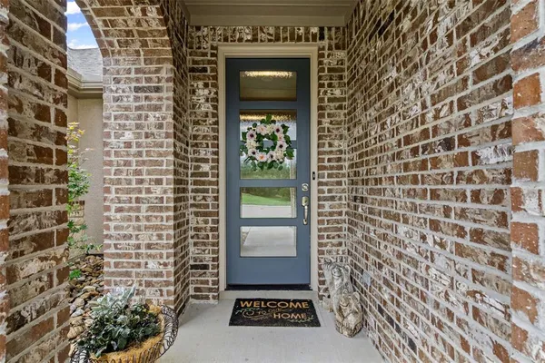 $569,000 | 9608 Creekwood Drive, Denton, TX 76207