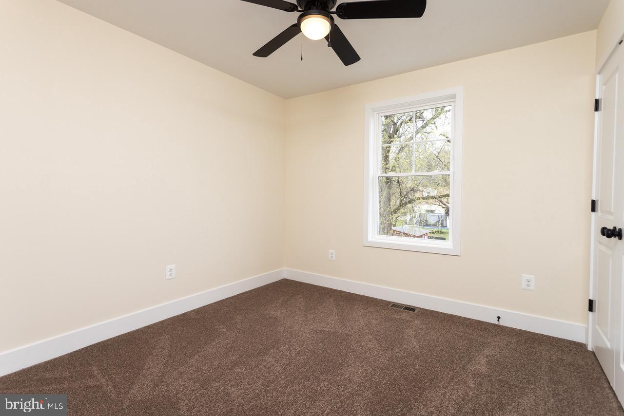 2905 Sparrows Point Road Sparrows Point, MD 21219 - Photo 17 of 32 Upper Level Bedroom 1