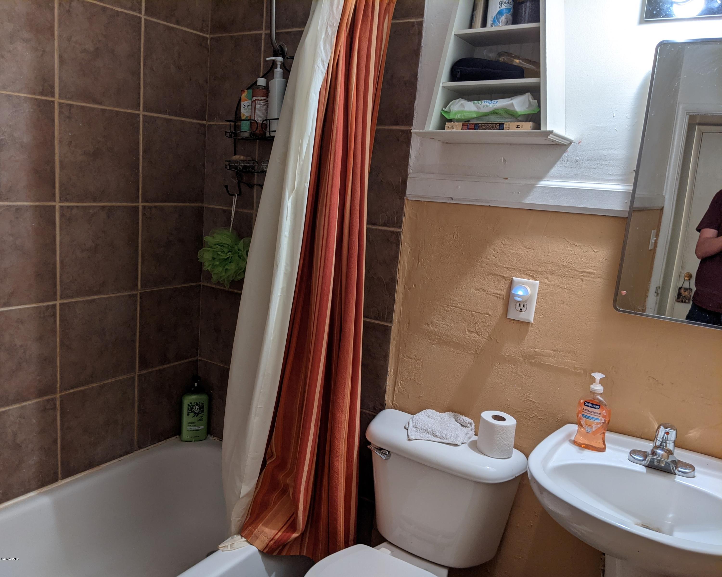 1023 West Elna Rae Street Tempe, AZ 85281 - Photo 10 of 12 Second Bath