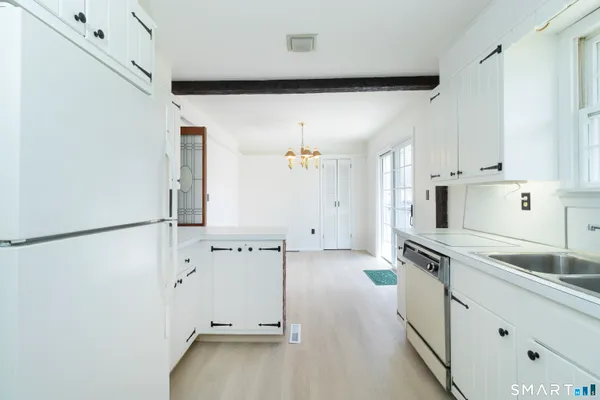 $339,000 | 14 Ridgefield Road, Wallingford, CT 06492