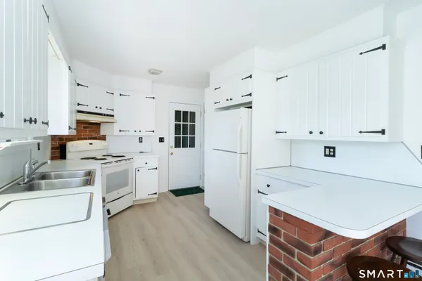 $339,000 | 14 Ridgefield Road, Wallingford, CT 06492