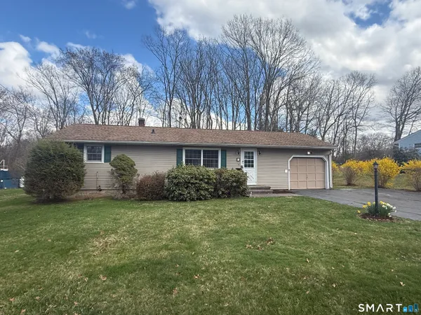 $339,000 | 14 Ridgefield Road, Wallingford, CT 06492