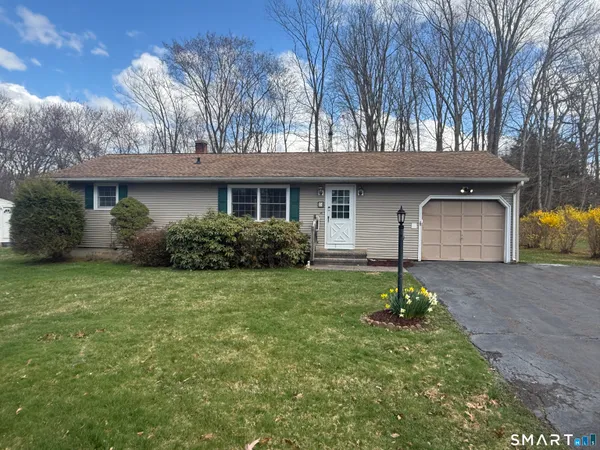 $339,000 | 14 Ridgefield Road, Wallingford, CT 06492