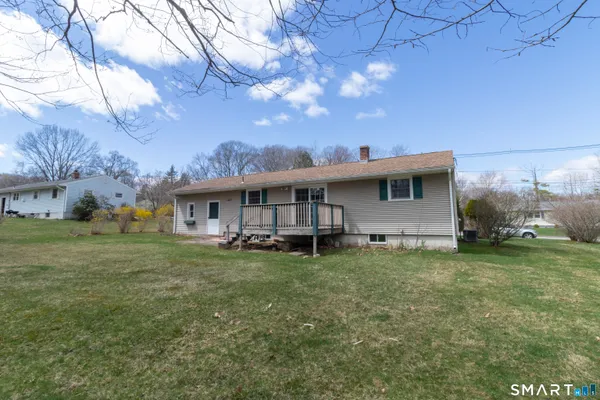 $339,000 | 14 Ridgefield Road, Wallingford, CT 06492