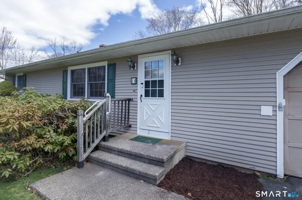 $339,000 | 14 Ridgefield Road, Wallingford, CT 06492