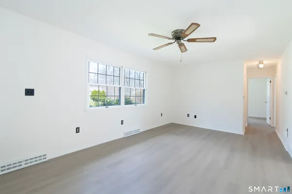 $339,000 | 14 Ridgefield Road, Wallingford, CT 06492