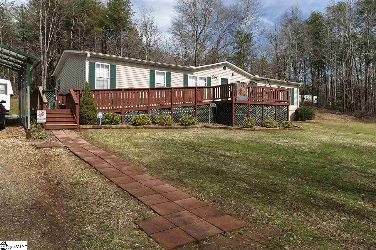 230 Sawmill Road Marietta, SC 29661 - Photo 2 of 28