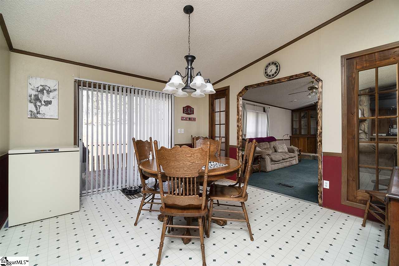 230 Sawmill Road Marietta, SC 29661 - Photo 11 of 28