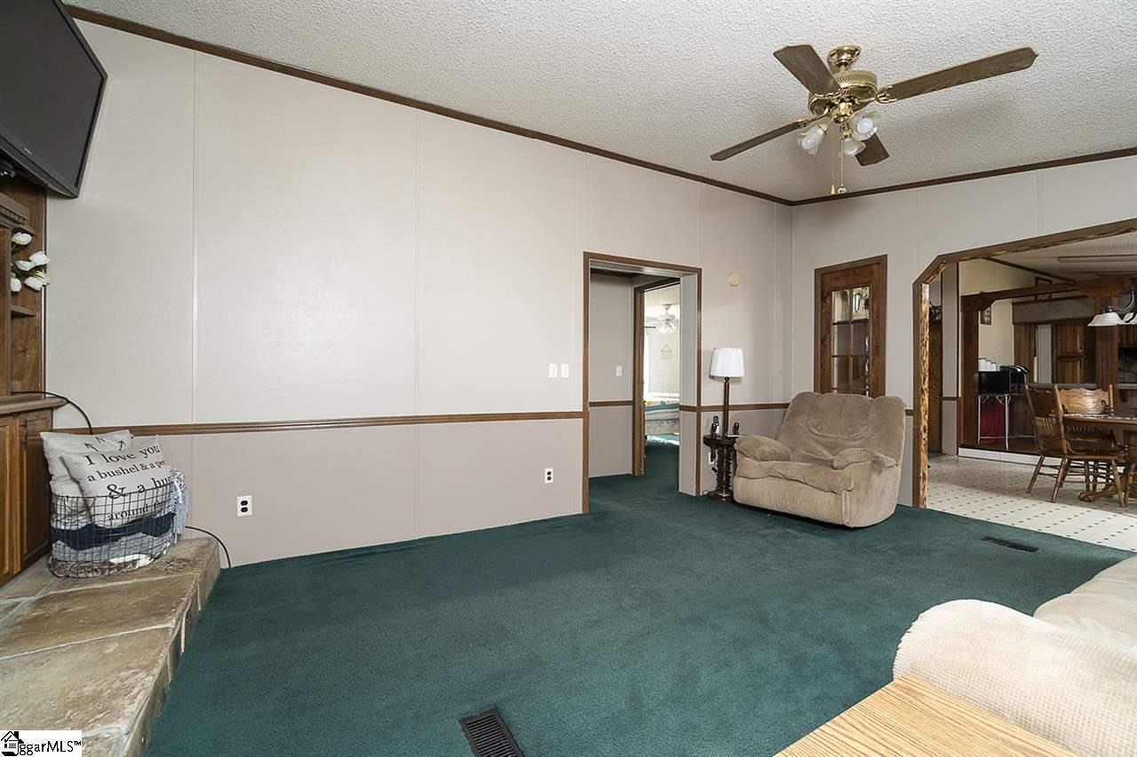 230 Sawmill Road Marietta, SC 29661 - Photo 13 of 28