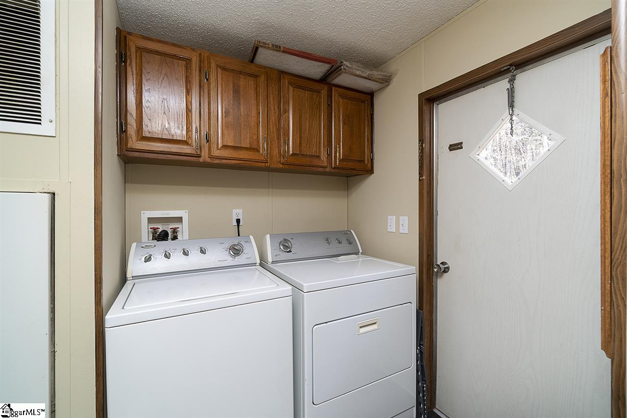 230 Sawmill Road Marietta, SC 29661 - Photo 19 of 28