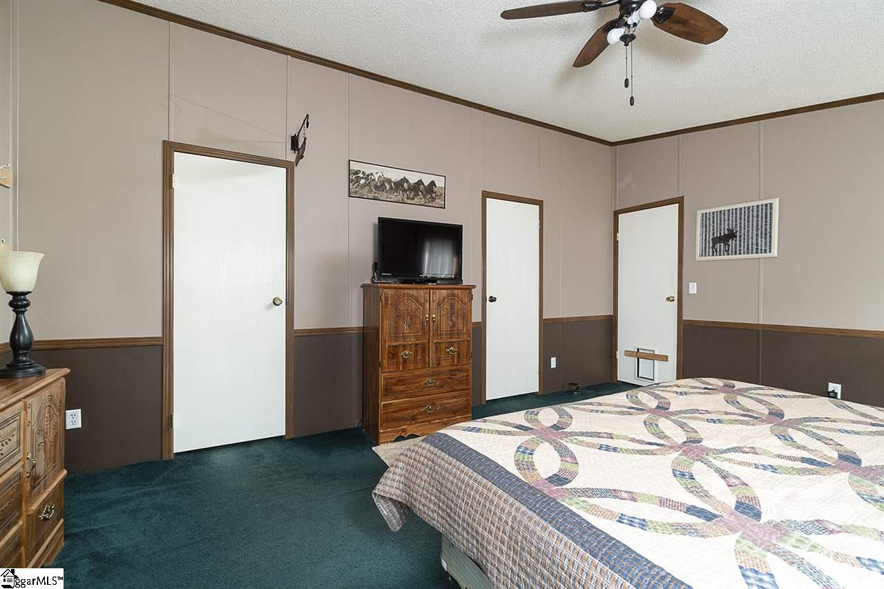 230 Sawmill Road Marietta, SC 29661 - Photo 21 of 28
