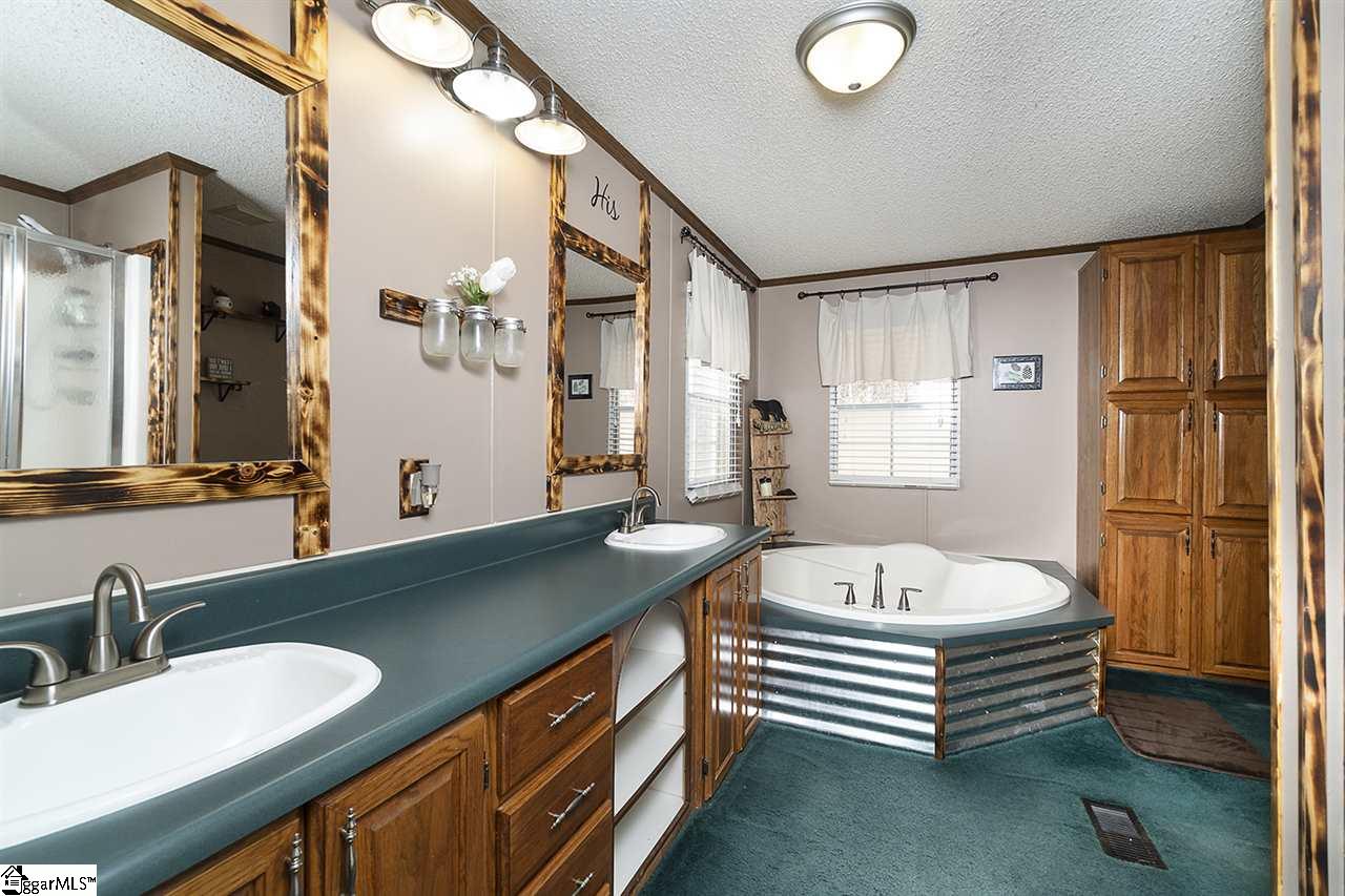 230 Sawmill Road Marietta, SC 29661 - Photo 22 of 28