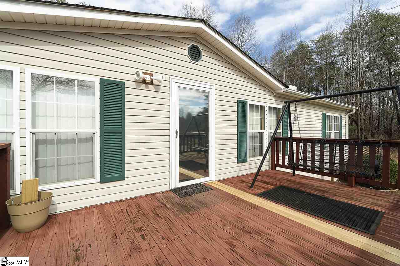 230 Sawmill Road Marietta, SC 29661 - Photo 4 of 28