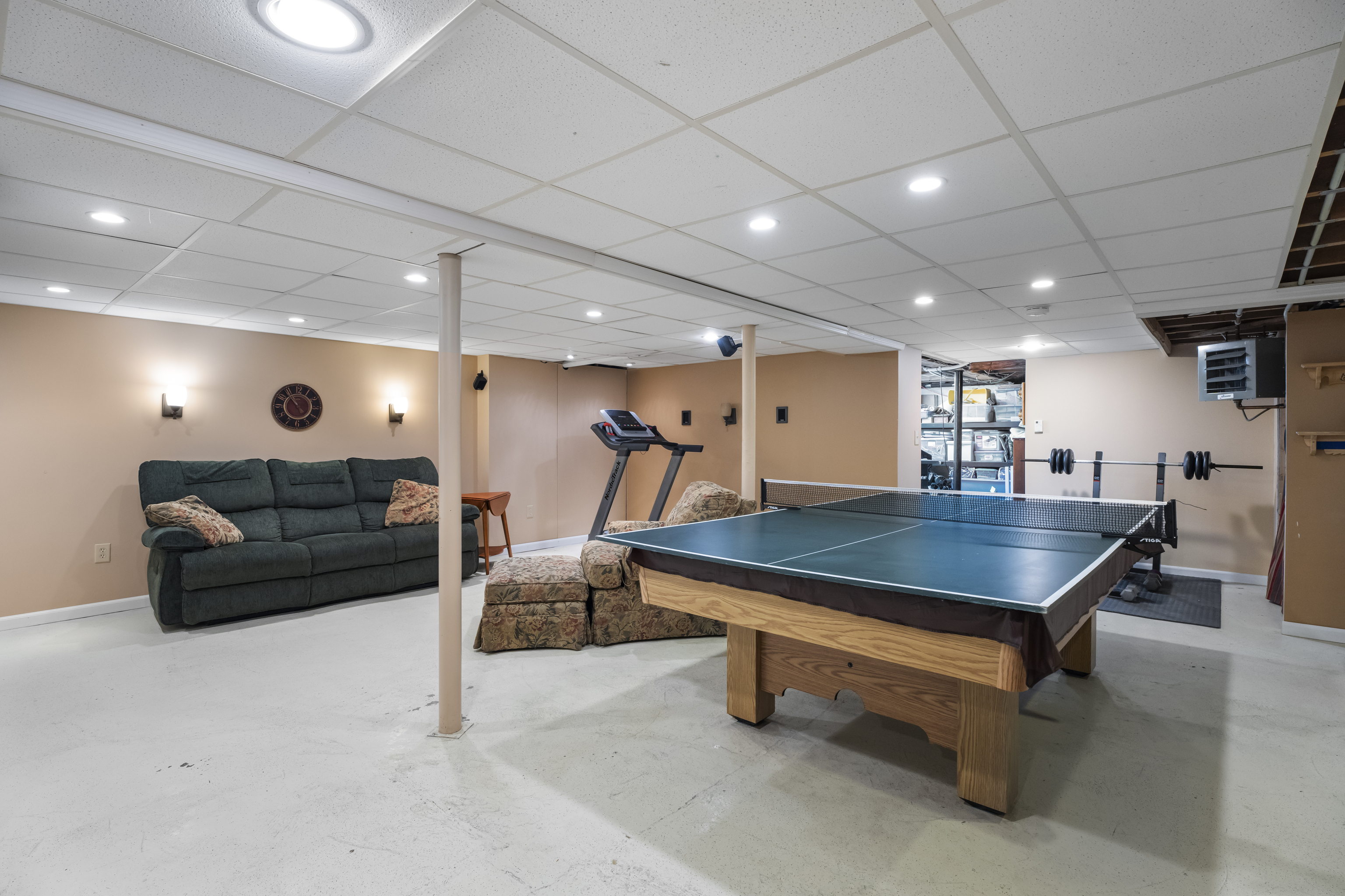 452 Colonel Ledyard Highway Ledyard, CT 06339 - Photo 30 of 35 a room with furniture and a table