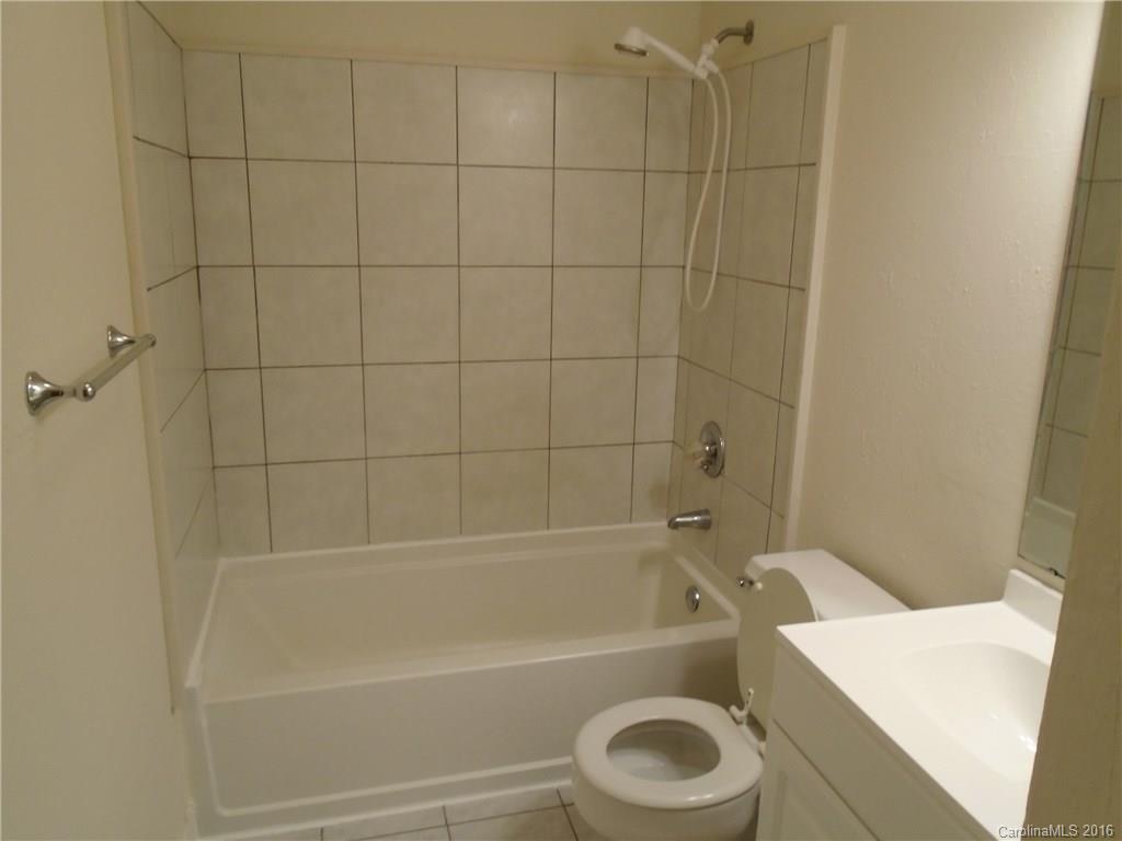 124 Victoria Road, Unit 15 Cherryville, NC 28021 - Photo 11 of 16 Gallery Image 11