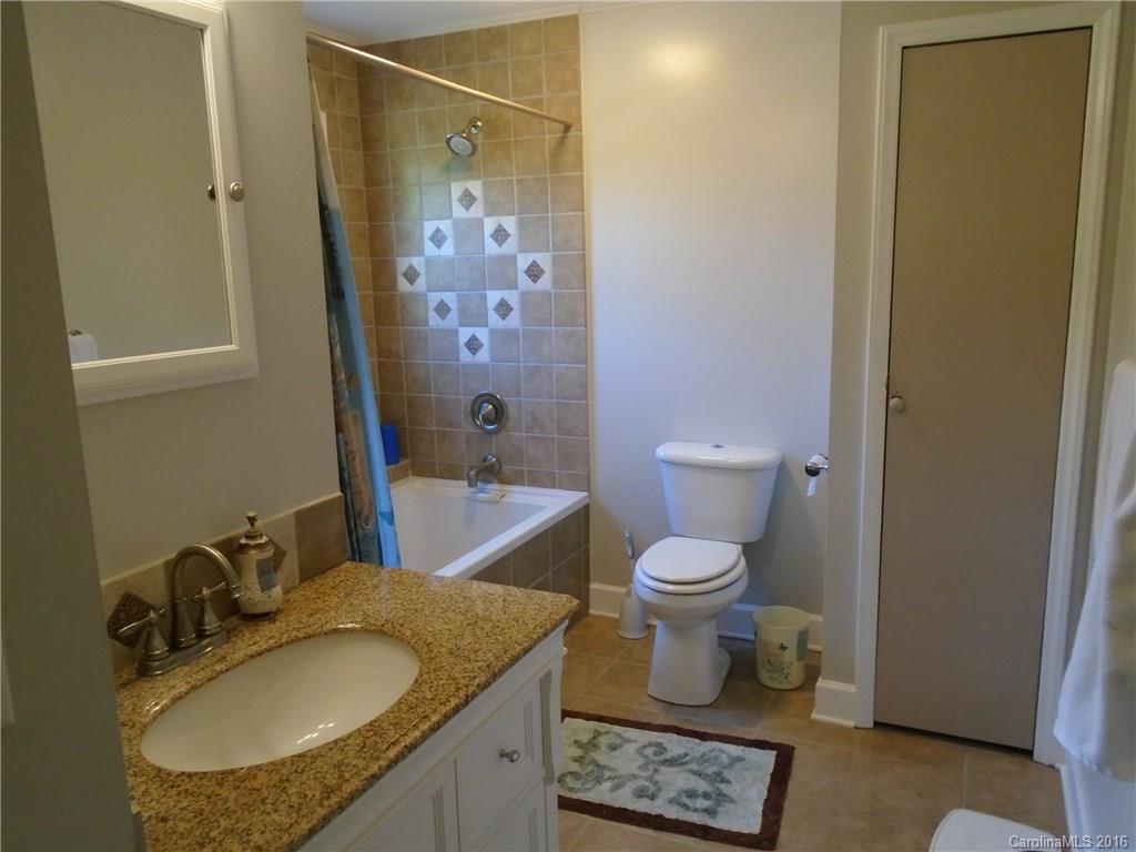 124 Victoria Road, Unit 15 Cherryville, NC 28021 - Photo 8 of 16 Gallery Image 8